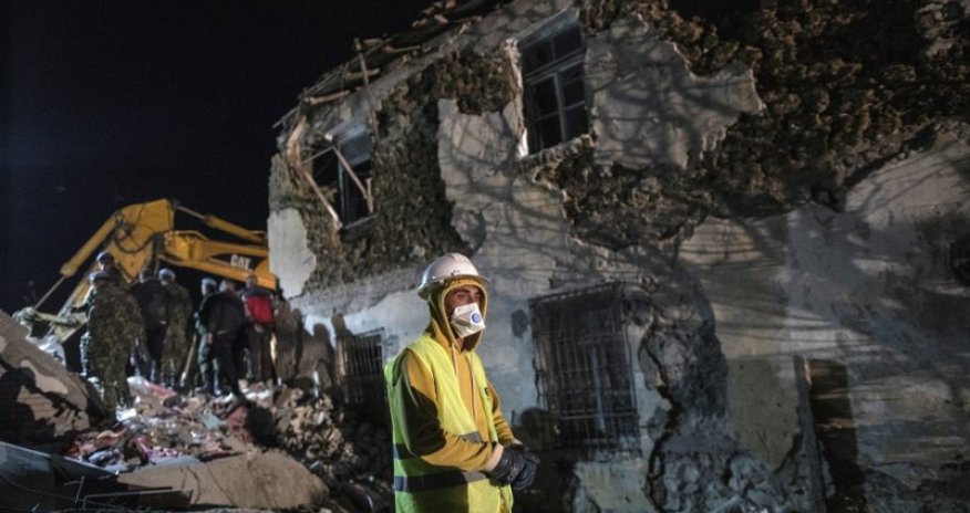 Число жертв землетрясения в Албании возросло до 48