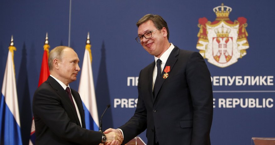 Görün Putin Serbiya prezidentinə nə hədiyyə etdi?