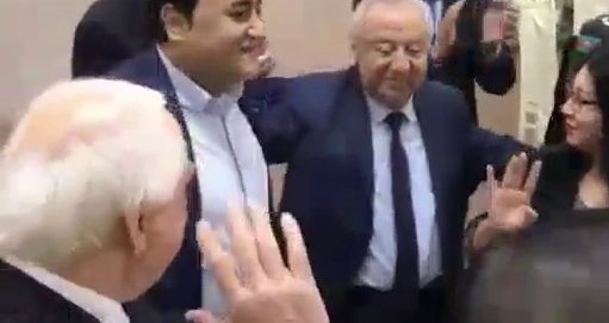 Şəhid ailəsinin toyunda Manaf oxudu, Hadi Rəcəbli əl qaldırıb oynadı — VİDEO