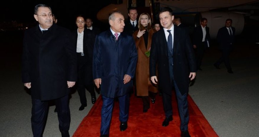 Ukrayna Prezidenti Azərbaycana rəsmi səfərə gəlib