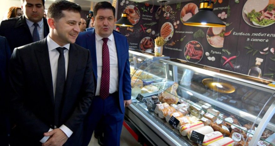 Zelenski Bakıda ərzaq mağazasında - FOTOLAR