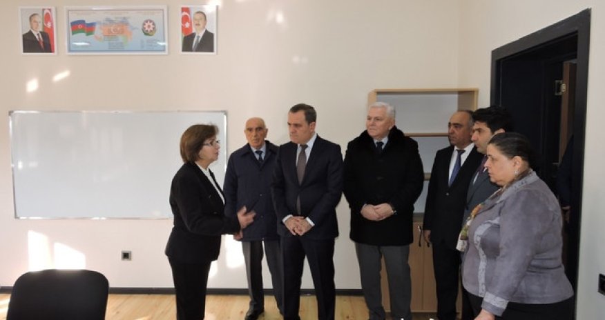 Министр образования принял участие в открытии школы в Шеки