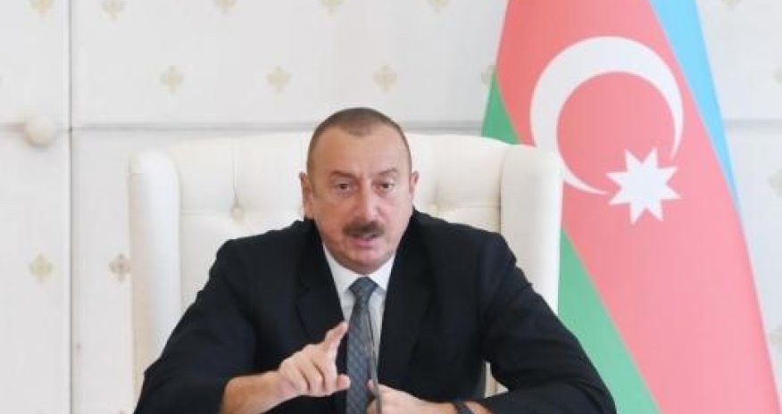 Алиев обещает наказывать региональных чиновников, занимающихся растратой госсредств