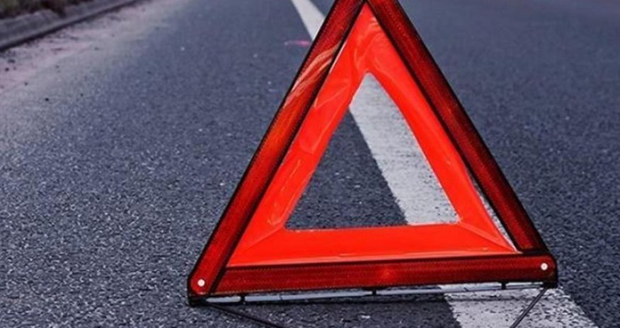 В Огузе автомобиль сбил велосипедиста