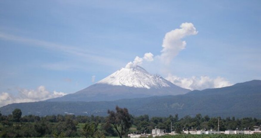 В Мексике пробудился вулкан Попокатепетль