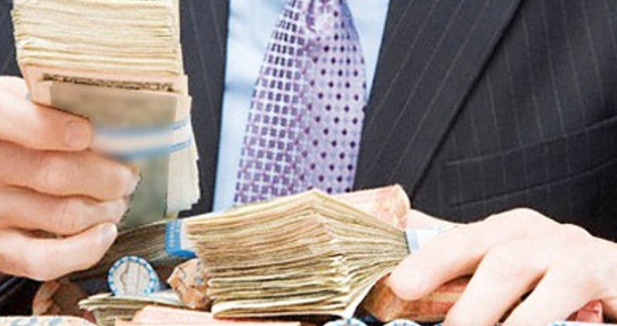 Azərbaycanda bankda çalışanların maaşları açıqlanıb - FOTO