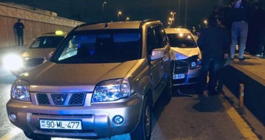Bakıda 5 maşın toqquşdu: Yaralılar var - FOTOLAR