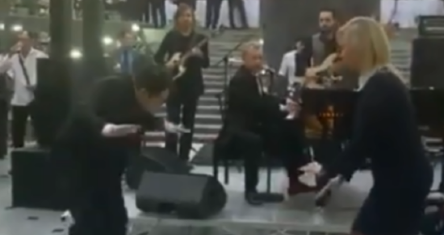 Mariya Zaxarova bu hərəkəti ilə gündəm oldu — VİDEO