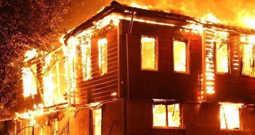 Əməkdar artistin evi yanıb - 