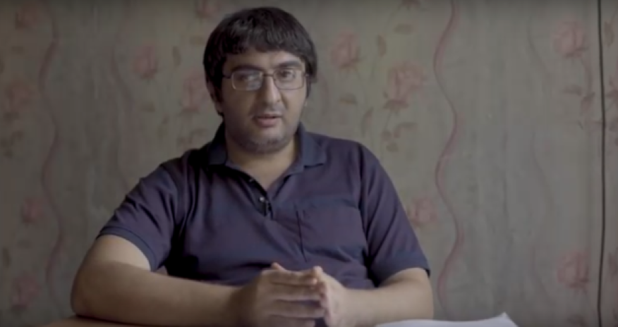 Astarada rüşvətə etiraz etdiyinə görə işdən azad edilən ingilis dili müəllimi- VİDEO