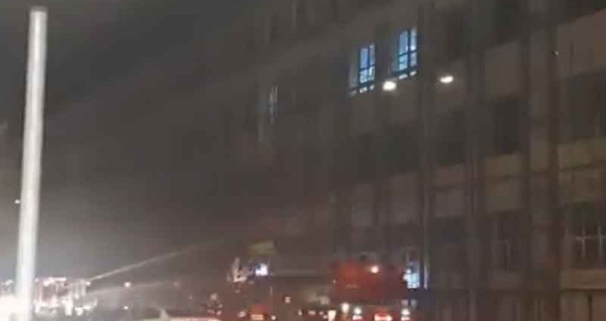 SON DƏQİQƏ! Bakının mərkəzində universitet yanır (VİDEO)