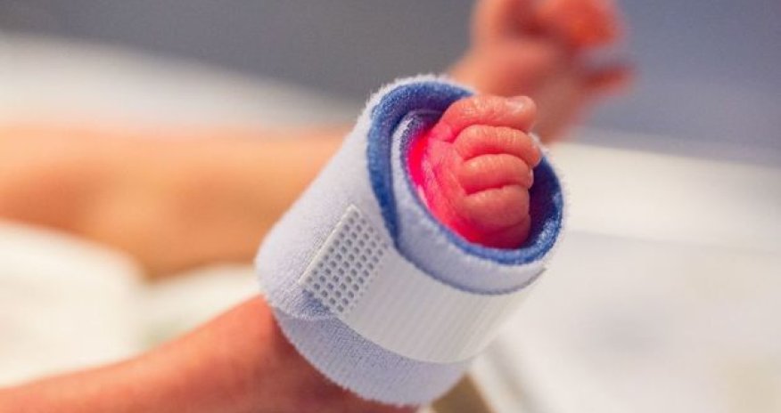 Новорожденный мальчик найден в лифте в Тбилиси