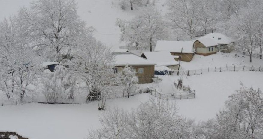 На севере Азербайджана температура воздуха опустилась до минус 17 градусов