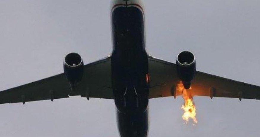 İranda daha bir təyyarədə yanğın...