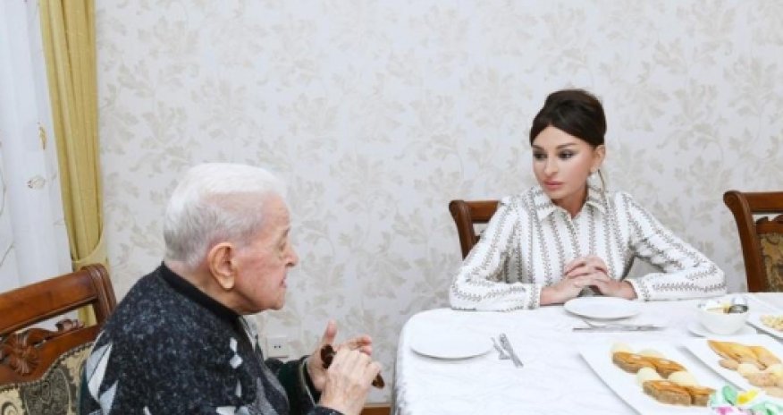 Мехрибан Алиева поздравила Алибабу Мамедова