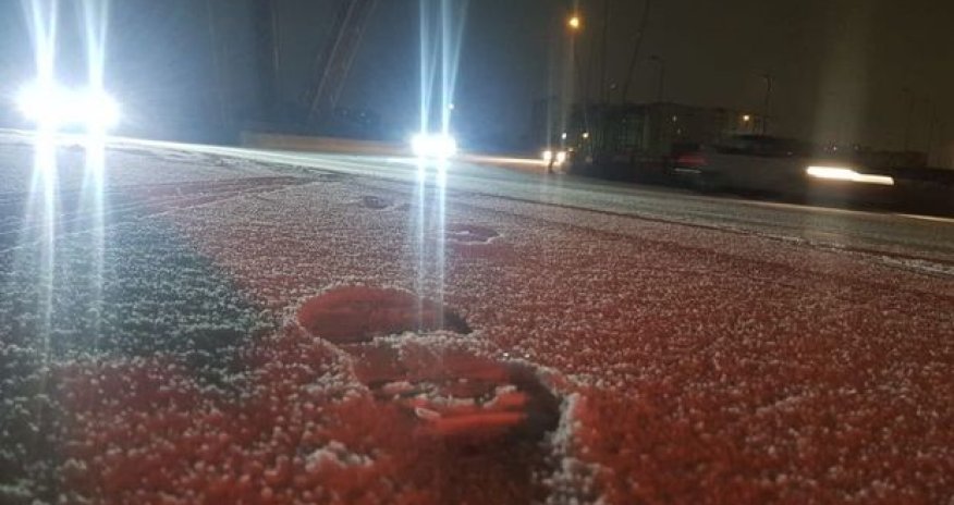 Баку покрылся снегом - ВИДЕО