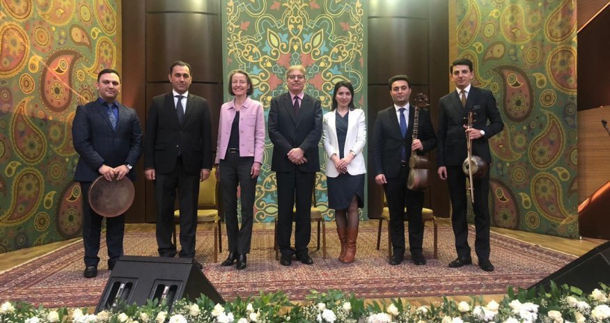 Посол Швейцарии посетила Международный Центр Мугама