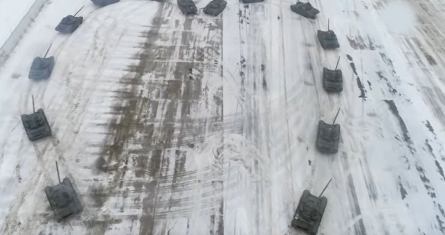 Hər kəs bu qeyri-adi evlilik təklifindən danışır - VİDEO