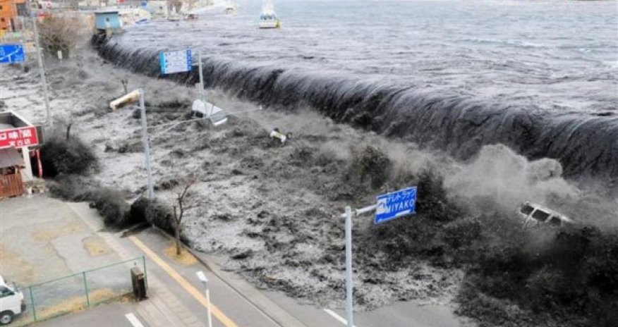 SON DƏQİQƏ: Bu ölkədə ŞİDDƏTLİ ZƏLZƏLƏ baş verdi – Sunami xəbərdarlığı edildi