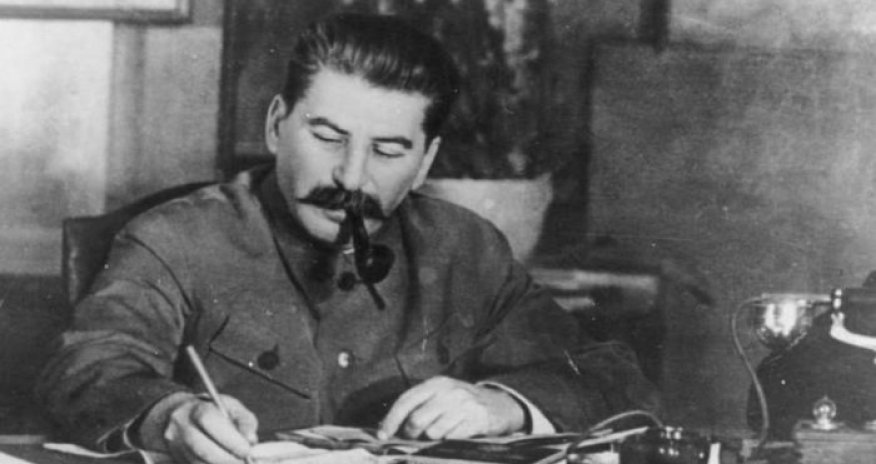 Stalin necə əylənirdi... - Fotolar