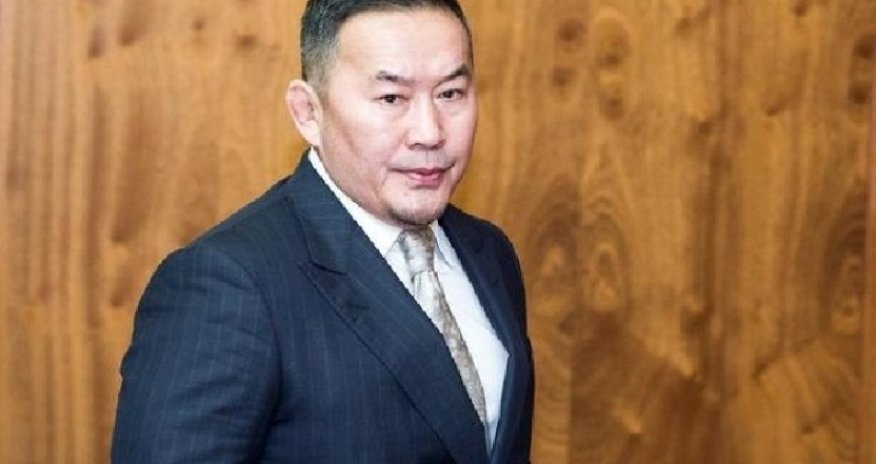 Daha bir Prezident karantinə alındı - Koronavirusa görə