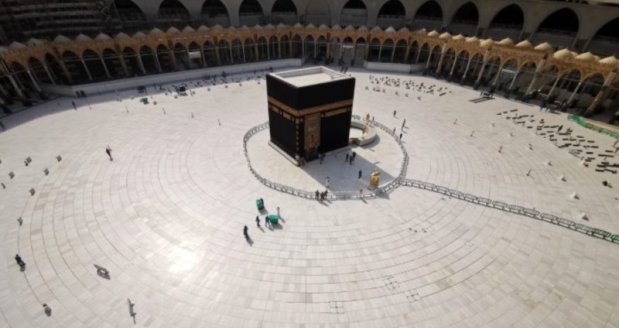 Kəbə tamamilə boş qalıb - VİDEO