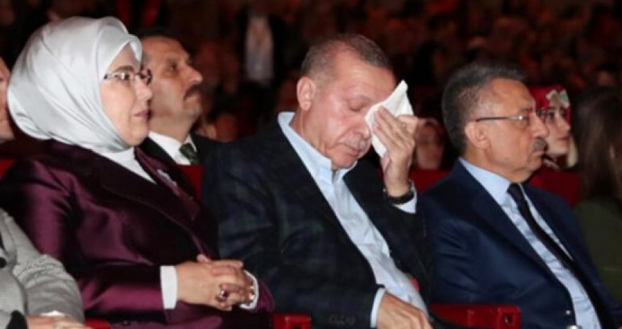 Ərdoğanın göz yaşlarını saxlaya bilmədi - VİDEO  