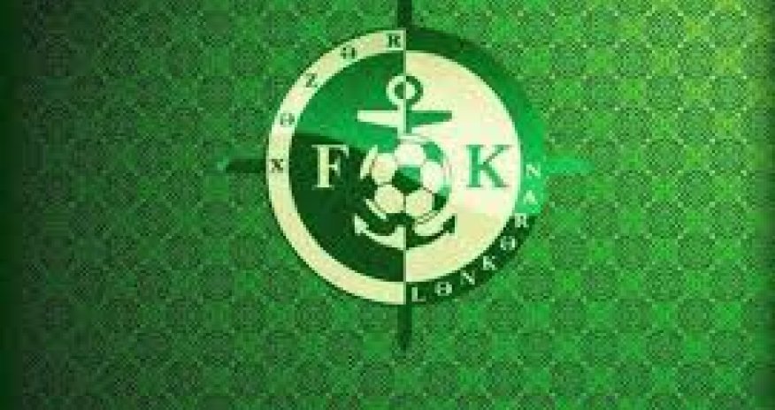 Keçmiş futbol klubundan Mübariz Mənsimovu ittiham edən futbolçuya CAVAB