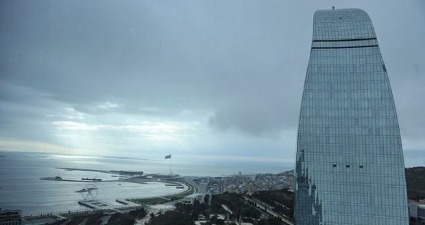 Sabahın havası: Duman olacaq, külək əsəcək