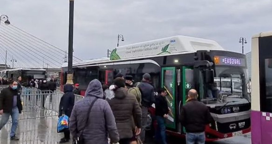 Bakıda ekspres avtobuslarda sərnişin sıxlığı - VİDEO