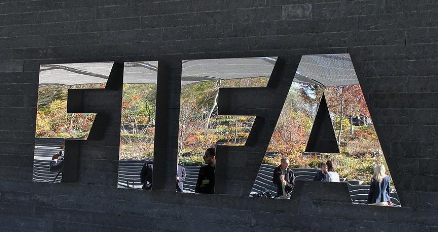 ФИФА приняла решение по поводу контрактов футболистов
