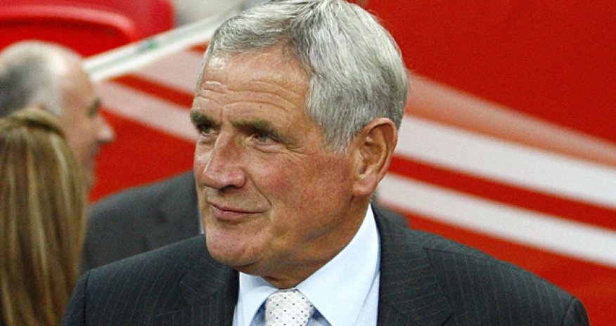 Əfsanəvi futbolçu koronavirusdan öldü