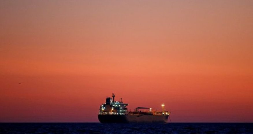 Бесплатная нефть: виноват ли коронавирус в том, что цены упали ниже нуля, и что теперь будет?