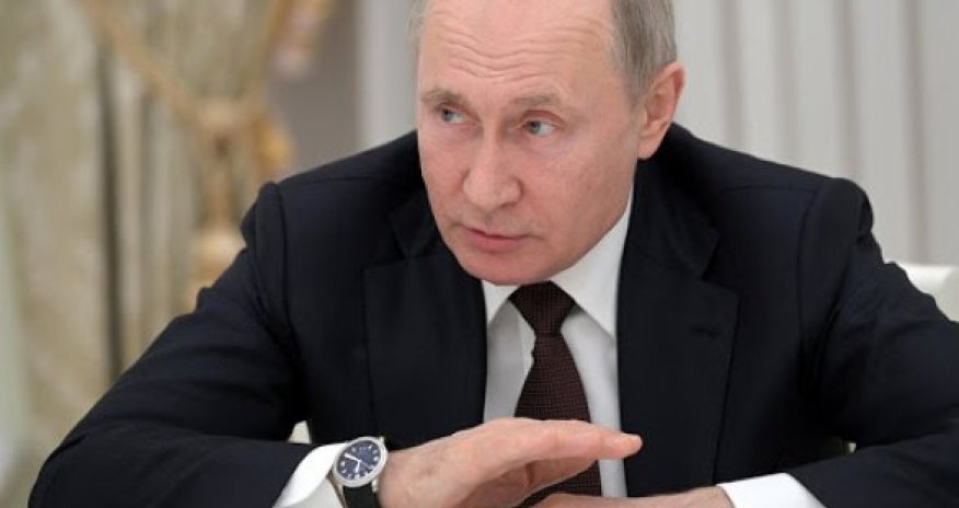 Путин обратился к россиянам из-за коронавируса