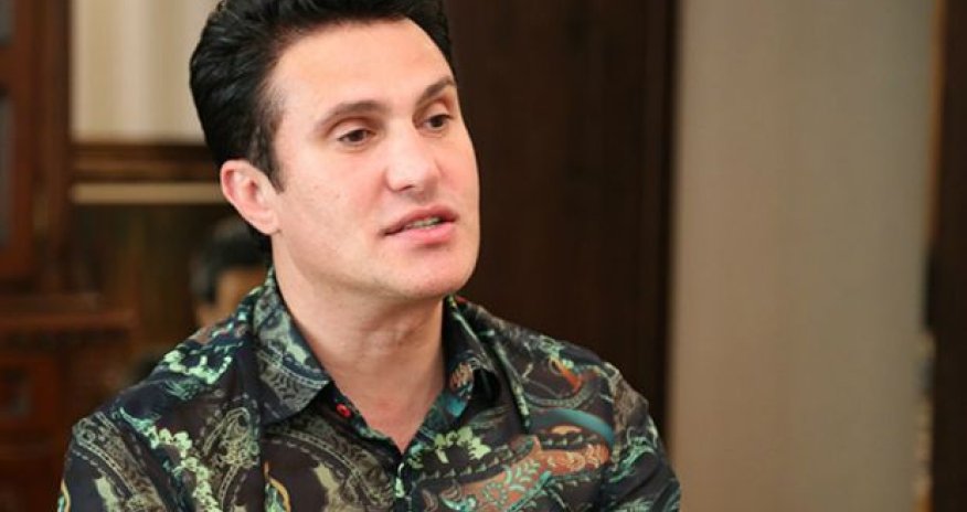 Nadir Qafarzadəyə qadağa qoydular