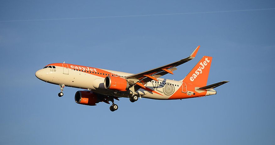 EasyJet возобновит полеты