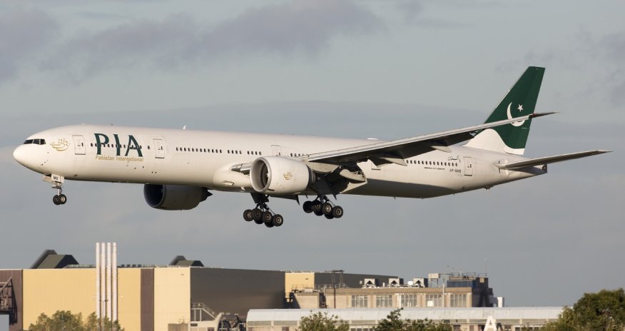 Пакистан возобновит международные пассажирские рейсы