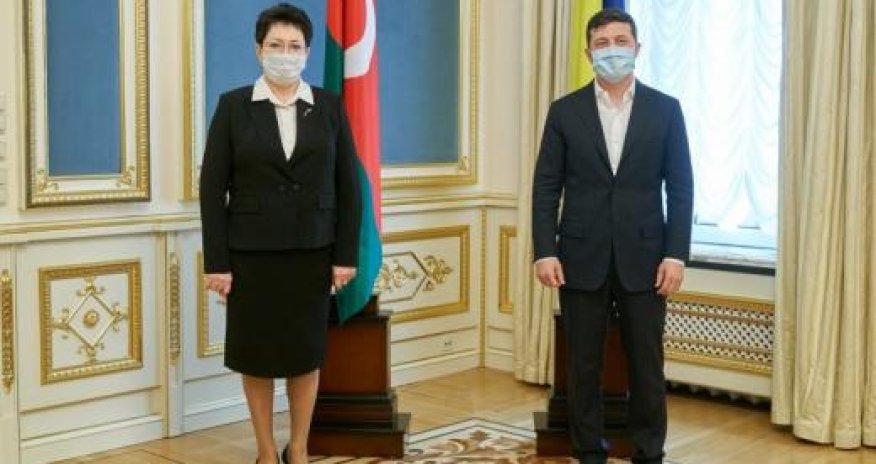 Ахундова начала работу на посту посла Азербайджана в Украине