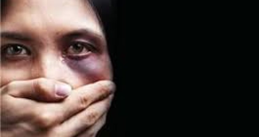 Hacıqabulda qadın daşla döyülüb