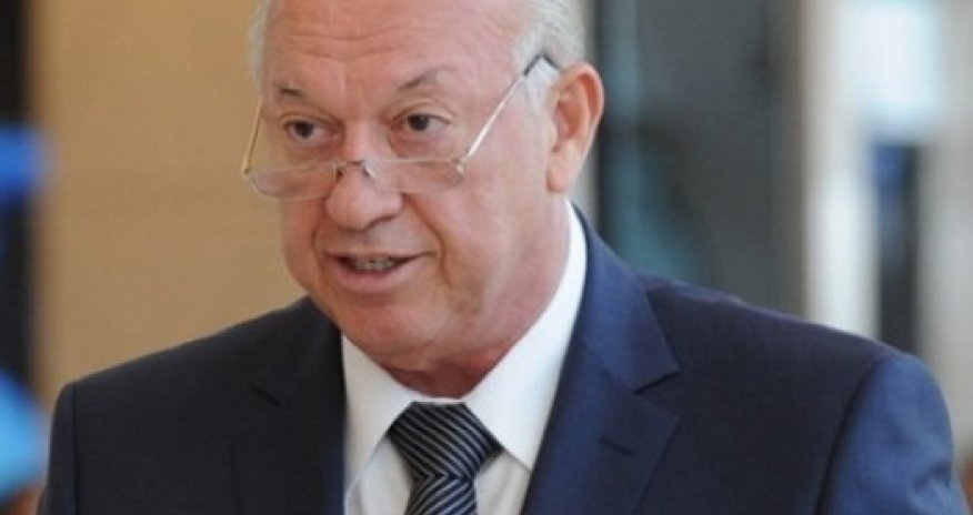 Ильхам Алиев наградил Джахангира Аскерова 