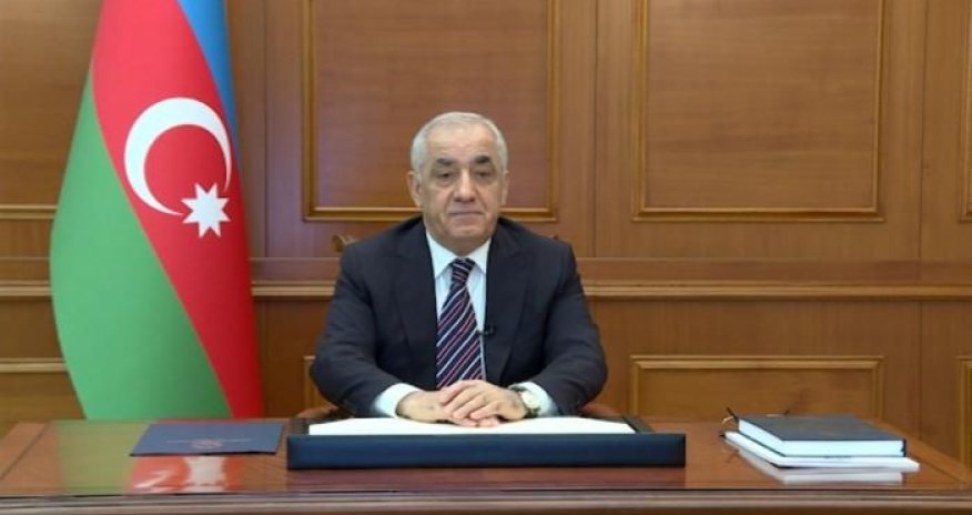 Əli Əsədov: “Elmar Məmmədyarova zəng etdim, dedim, harada olmusan, dedi, evdən işləmişəm…”