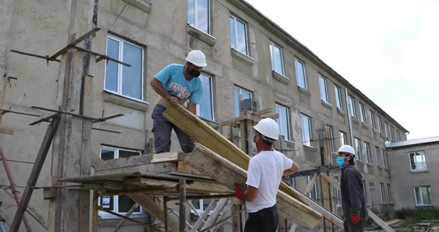 Bakıda 8 məktəb binası tikilir