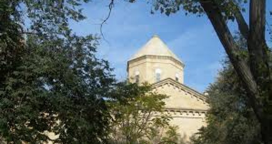 Azərbaycanda neçə xristian dua evi var?