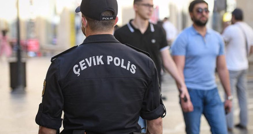 Bakıda kürəyindən bıçaqlanan polislə bağlı rəsmi - AÇIQLAMA