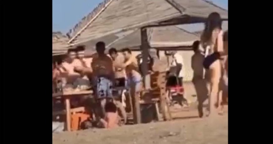 Bakı çimərliyində kütləvi dava - VİDEO