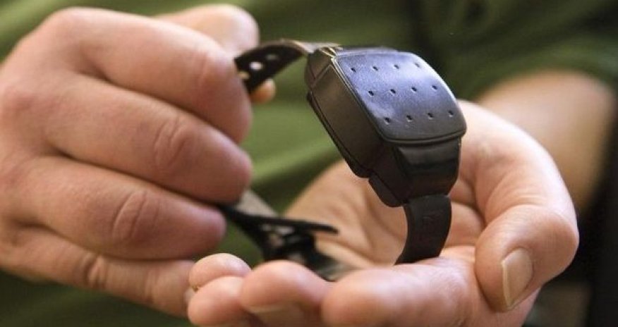 Elektron qolbaq daşıyacaq şəxslərlə bağlı yeni qayda