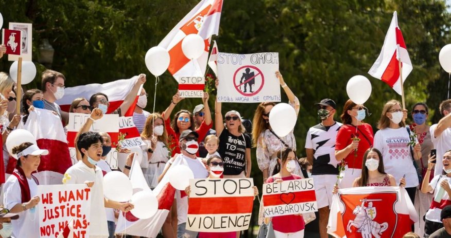 Əhali Lukaşenkonu zavodda “Çıx get!” şüarları ilə qarşıladı- VİDEO