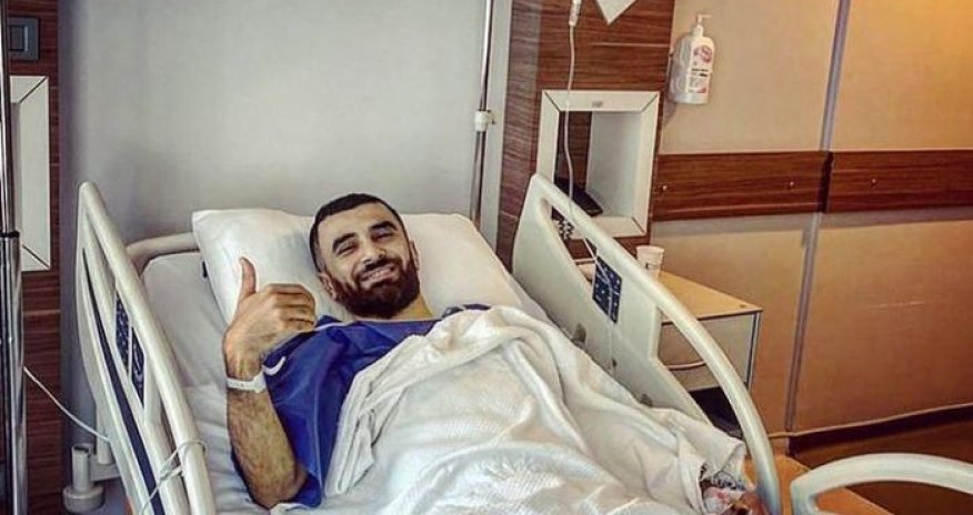 Millimizin sabiq futbolçusu Türkiyədə əməliyyat olundu
