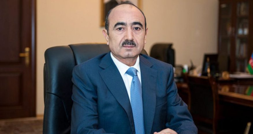 Əli Həsənov Abu-Dabiyə getməyə hazırlaşır - FOTOLAR