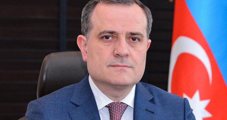 Джейхун Байрамов принял посла Греции